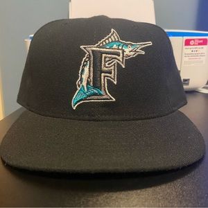 Florida Marlins Fitted Hat - Size 7 1/4